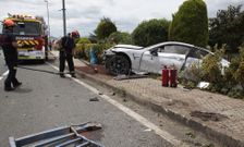 El coche se sali� de la v�a en la Nacional 640 y se llev� por delante varias vallas de una finca. 