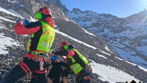Rescate monta�ero Picos de Europa