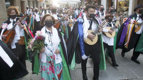 La madrina de la rondalla Mugardesa