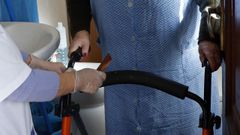 El Servizo de Axuda no Fogar (SAF) se centra en el cuidado a domicilio de personas mayores y/o dependientes.