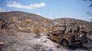 Uno de los veh�culos calcinados en el incendio desatado en Los Gallardos (Almer�a).