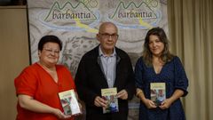 Xerardo Agrafoxo presenta o seu libro Un caf en Bogot das tumbas en Medelln, sobre a sa viaxe a Colombia no acto mensual de Barbantia