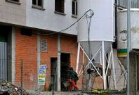 Imagen de archivo de un edificio en construcci�n, sector que vuelve a generar empleo.
