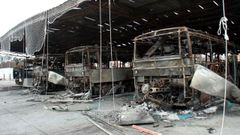 10 de febrero del 2006. Cuatro autobuses resultaron calcinados en la estaci�n de Carballo. En su momento se atribuy� el sabotaje a la acci�n de los piquetes, pero nunca qued� acreditado