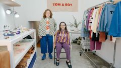 La marca Tom and Boy la cre una ourensana y se vende por primera vez en la ciudad