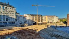 El Concello de Ourense tendr� que buscar el modo de afrontar sus compromisos econ�micos, como el derivado de la modificaci�n del proyecto del macroparque de A Ponte (en la imagen), que supone un sobrecoste de 1,3 millones, un 17 % m�s de lo previsto inicialmente.
