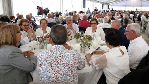 COMIDA DE LOS MAYORES EN PORTO DO SON 2025