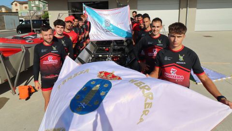 Os barbanceses te�en a vista posta no �playoff� da Liga Eusko Label tras arrasar en Galicia. 