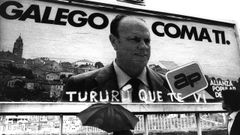 Valla electoral de Alianza Popular, con Fraga y el lema «Galego coma ti», en 1981.