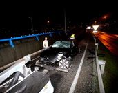 El coche del conductor portugu�s accidentado en Vigo.