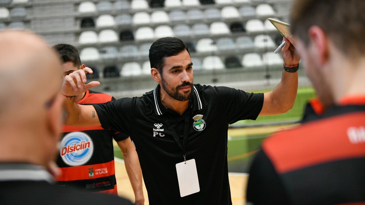 El Balonmán Lalín viaja a Tenerife con varios jugadores tocados