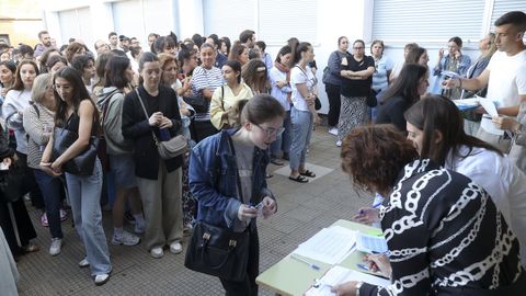 En la formaci�n inicial del profesorado, en la foto oposiciones a maestro en una foto del 2025, se abordan genocidios como el de Gaza