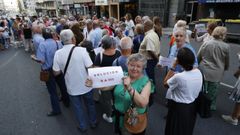Protesta vecinal contra los okupas de la ronda de Nelle 120