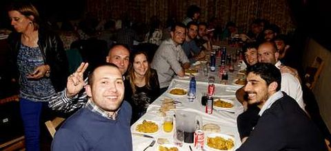 Los jugadores, entrenadores y directivos del CB Chantada compartieron mesa y mantel.