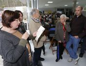 Familiares y usuarios confraternizaron en la cita.