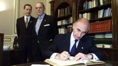 Fernando de la R�a con Manuel Fraga en el a�o 2000, en Santiago