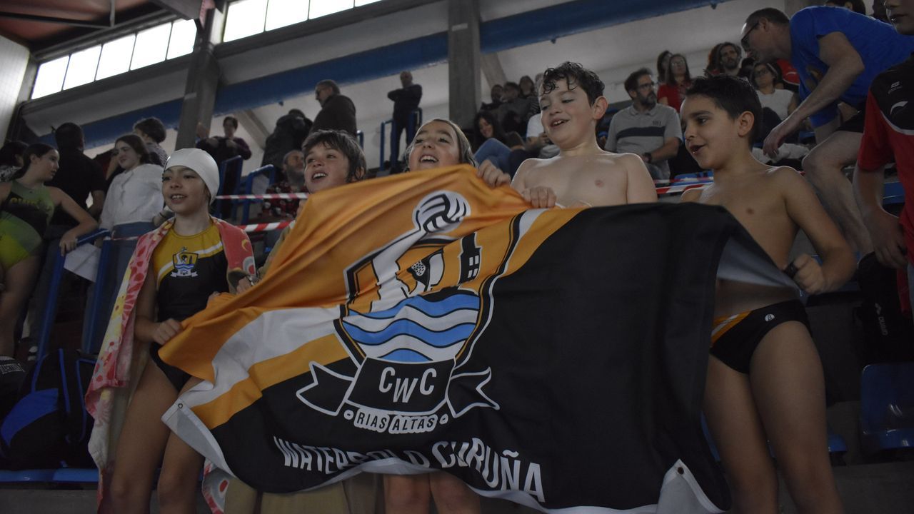 La piscina de Riazor acoge el sábado el campeonato gallego benjamín de verano de waterpolo