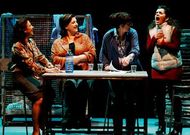 Las cuatro protagonistas de la obra �<span lang= gl >As do peixe</span>�.