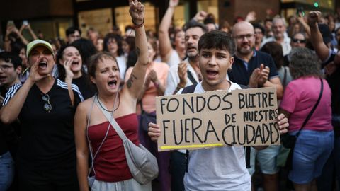 Concentraci�n en Madrid tras la expropiaci�n de la vivienda de Maricarmen