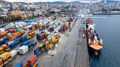 Vigo-Guixar, punto estratgico en el trfico de mercancas en el Puerto de Vigo.