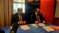 Firma del convenio entre la Fundacin Averh y la Fundacin Vodafone.