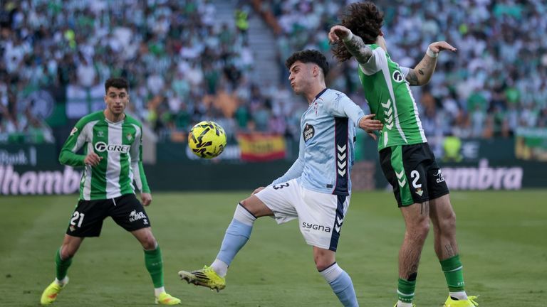 Lance del encuentro entre el Betis y el Celta