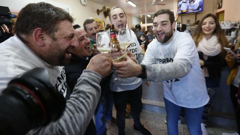 Celebracin en el bar Cascudo