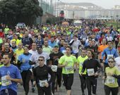 Imagen de una edici�n anterior de la carrera popular Torre de H�rcules. 