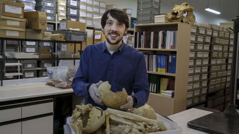 Prez Ramallo, en uno de los laboratorios de la Sociedad de Ciencias donostiarra Aranzadi.