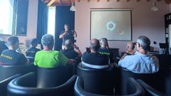 Charla de preparaci�n para el eclipse organizada por el Concello de A Veiga.