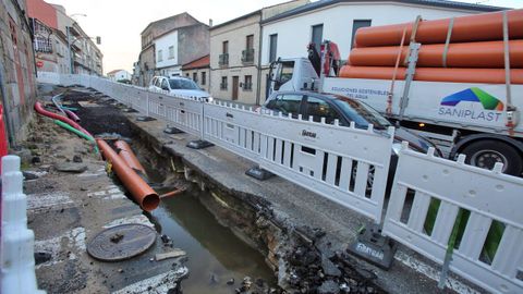 Imagen de una serie de obras en la avenida de Galicia
