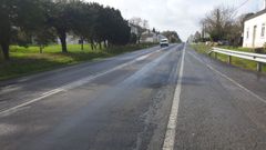 En lugares como As Touzas (Vilalba) se observa el mal estado de la carretera N-634