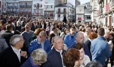 Los actos de Semana Santa congregan cada a�o en Viveiro a miles de personas llegadas desde distintos de Espa�a. 