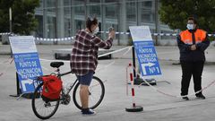 Punto de vacunaci�n en Expocoru�a, donde se est� administrando dosis a la poblaci�n joven