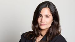 La periodista y publicista Gabriela Gonz�lez publica �Casi adultos� (Destino).