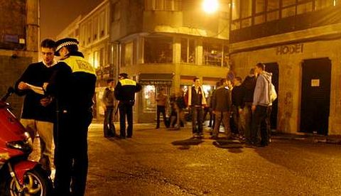 La polic�a realiz� en diversas ocasiones controles para hacer cumplir los horarios de cierre.