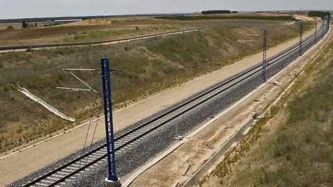 Tramo en va nica en la lnea de alta velocidad Madrid-Galicia