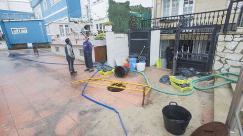Restaurante Mar e Terra, de O �zaro, afectado por las inundaciones