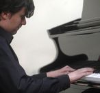 Los pianistas de grado profesional que se forman en Ribeira despertaron fuertes aplausos del p�blico. 