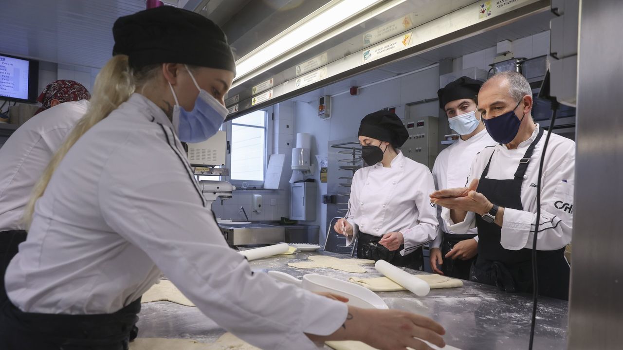 El Centro Superior de Hostelería de Galicia ofrece a su alumnado para hacer prácticas en establecimientos turísticos este verano