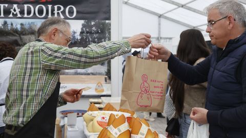 Primer d�a de la Feira do Queixo de San Sim�n da Costa en Vilalba
