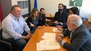 Ram�n Arg�elles, junto a �ngela Vallina y el comisario Miguel Arias Ca�ete