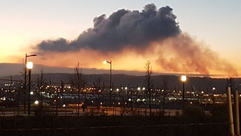 La nube contaminante sobre Gijn y Carreo que denuncia la Coordinadora Ecoloxista