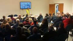 Reuni�n de vecinos de Cambre por la V�a �rtabra