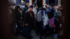 Refugiados ucranianos en una estaci�n de tren