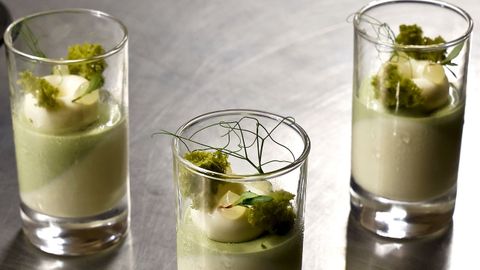 Los paseleros trabajaron durane tres jornadas en las instalaciones de Chaya para elaborar estos peque�os bocados