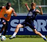 Wilk arroj� dudas en su debut. <span lang= es-es >fotos </span>