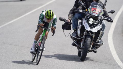 Los ciclistas de O Gran Cami�o a su paso por Xunqueira de Espadanedo