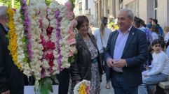 O  alcalde Jos� Tom� e a primeira tenente de alcalde Gloria Prada, na festa dos Maios