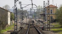 V�as de la l�nea ferroviaria Monforte-Ourense a la altura de Canaval